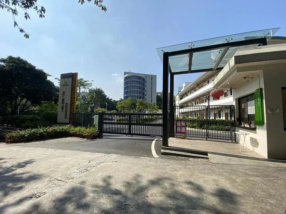 1697424423471003456.jpg 1697424423471003456.jpg