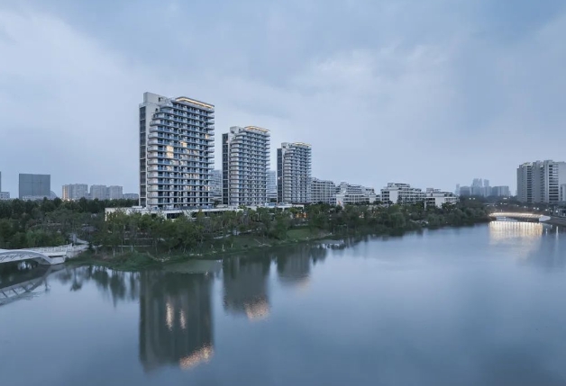 1705541445319031001.png 2.png