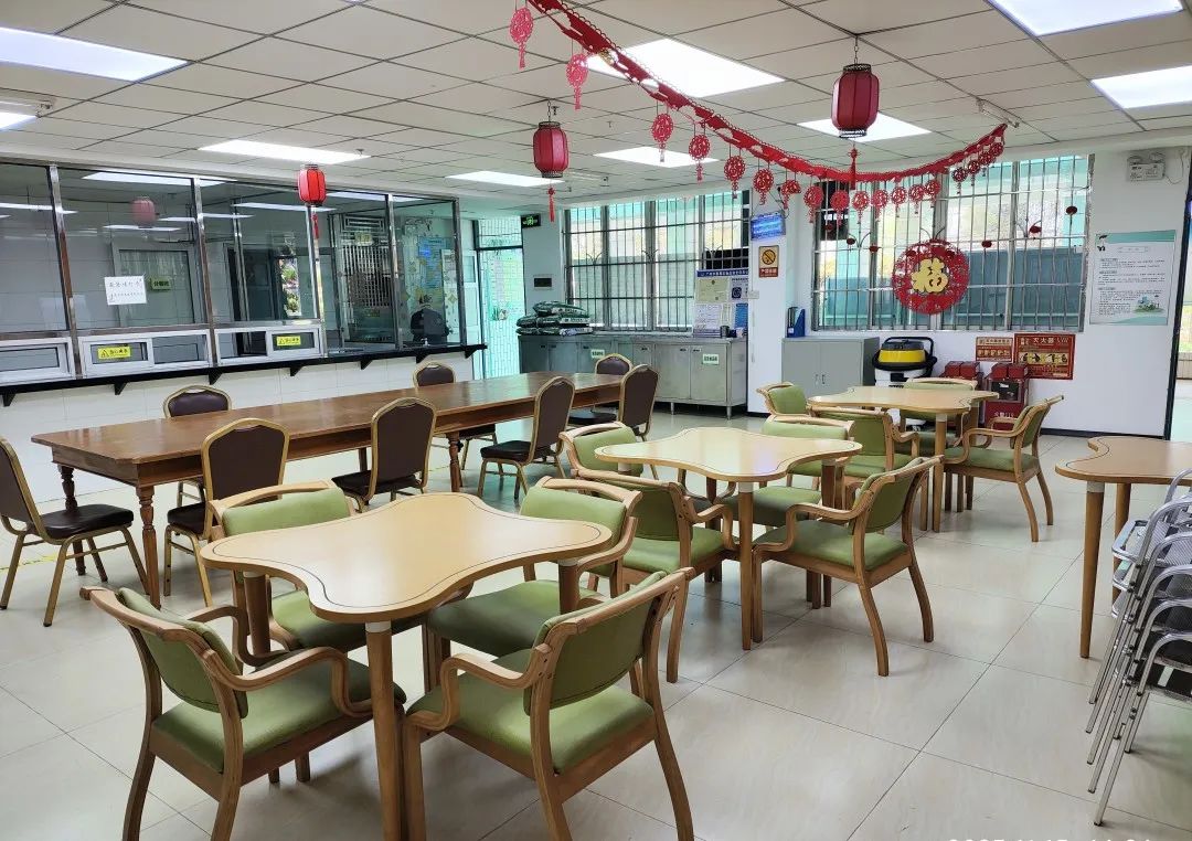 1706065595727054939.jpg 1706065595727054939.jpg