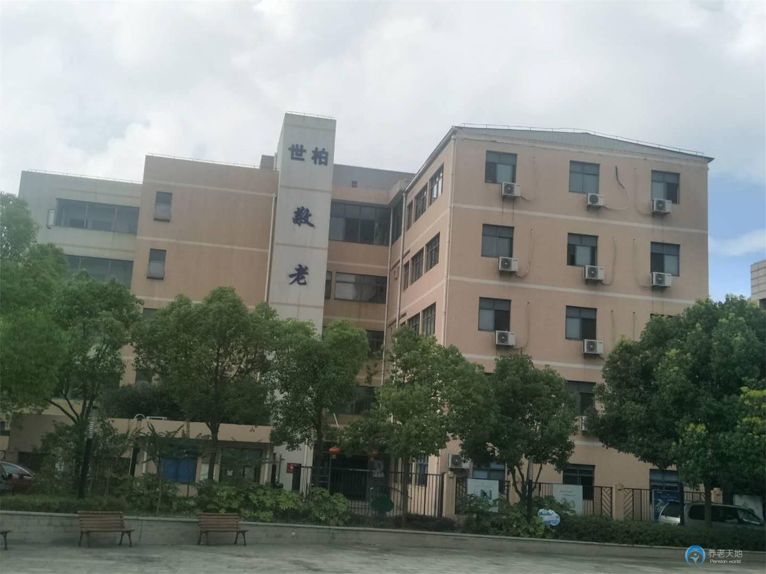 1712194733122052766.jpg 1712194733122052766.jpg