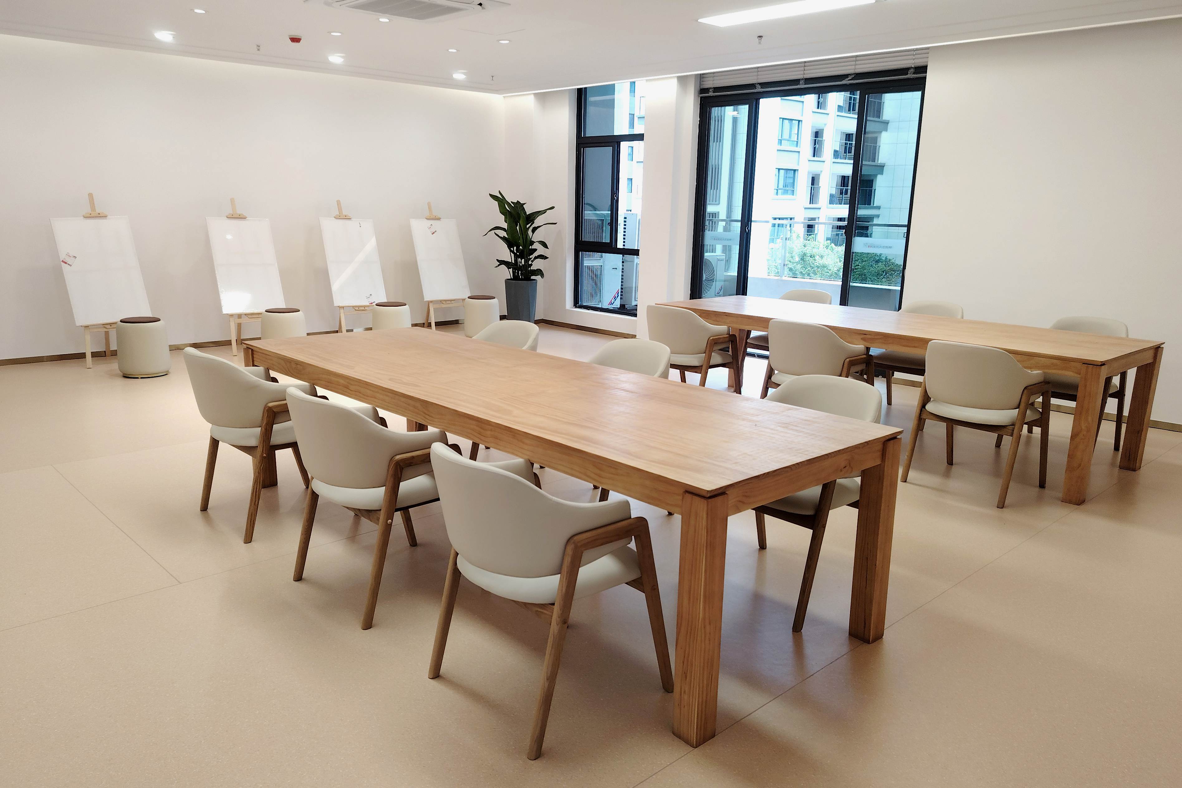 1715147990464020154.jpg 1715147990464020154.jpg