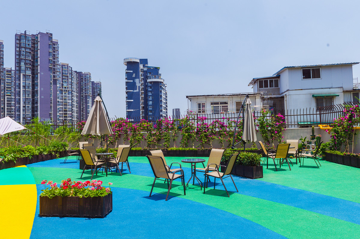 1716776199636068624.jpg 1716776199636068624.jpg