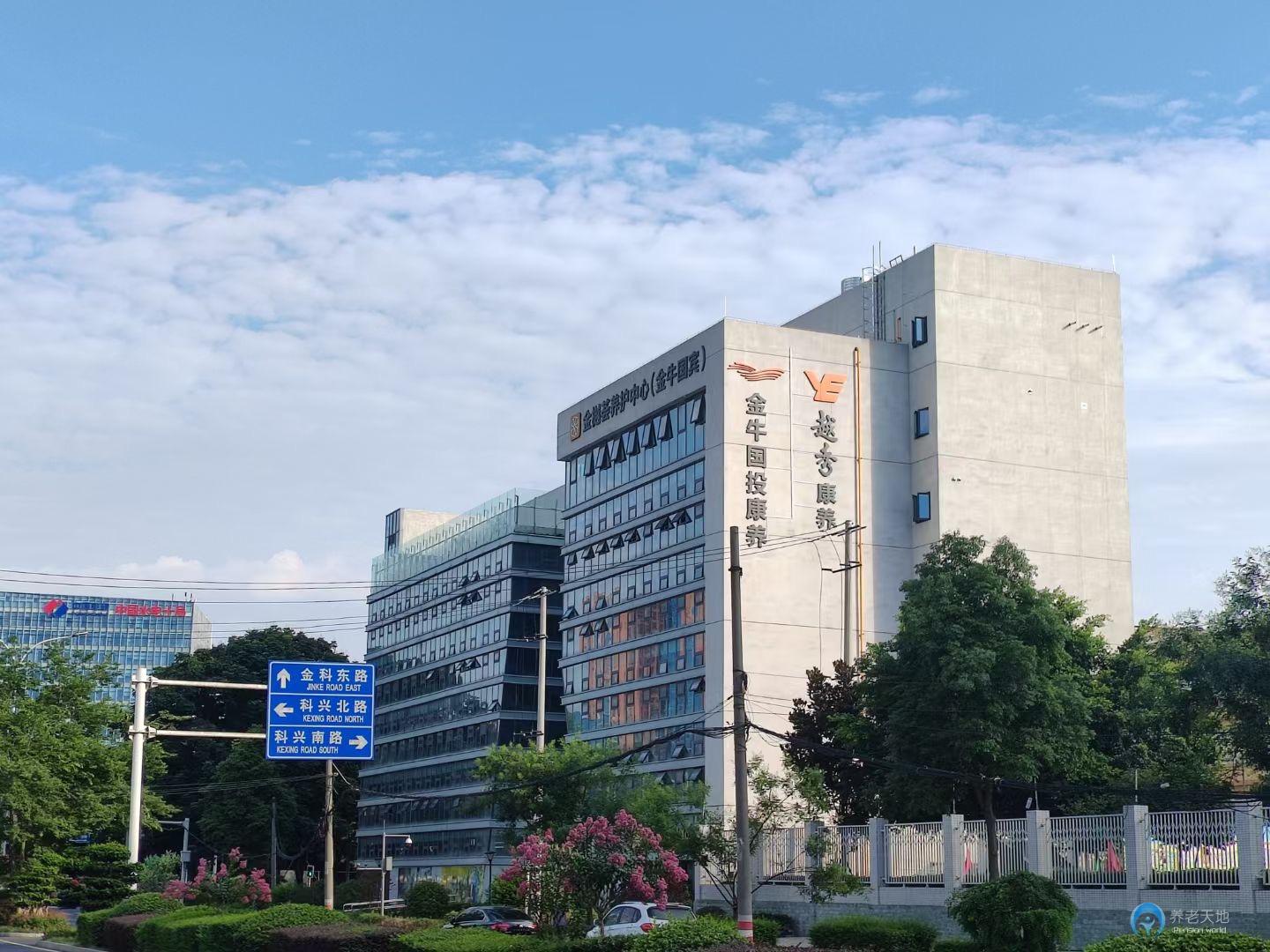 1735615569477075366.jpg 1735615569477075366.jpg